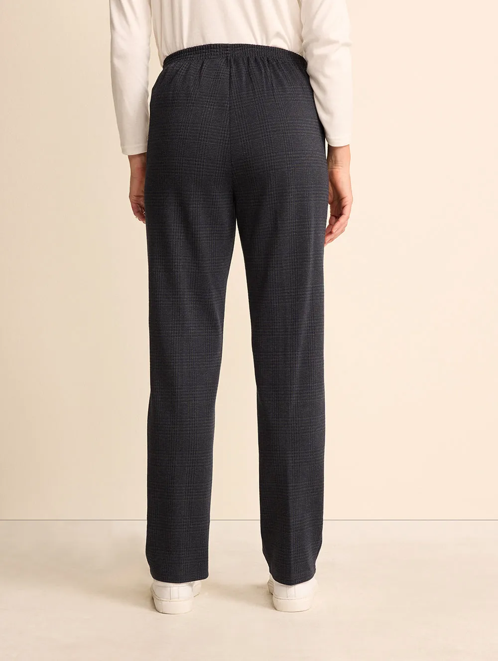 Attria Short Length Pant