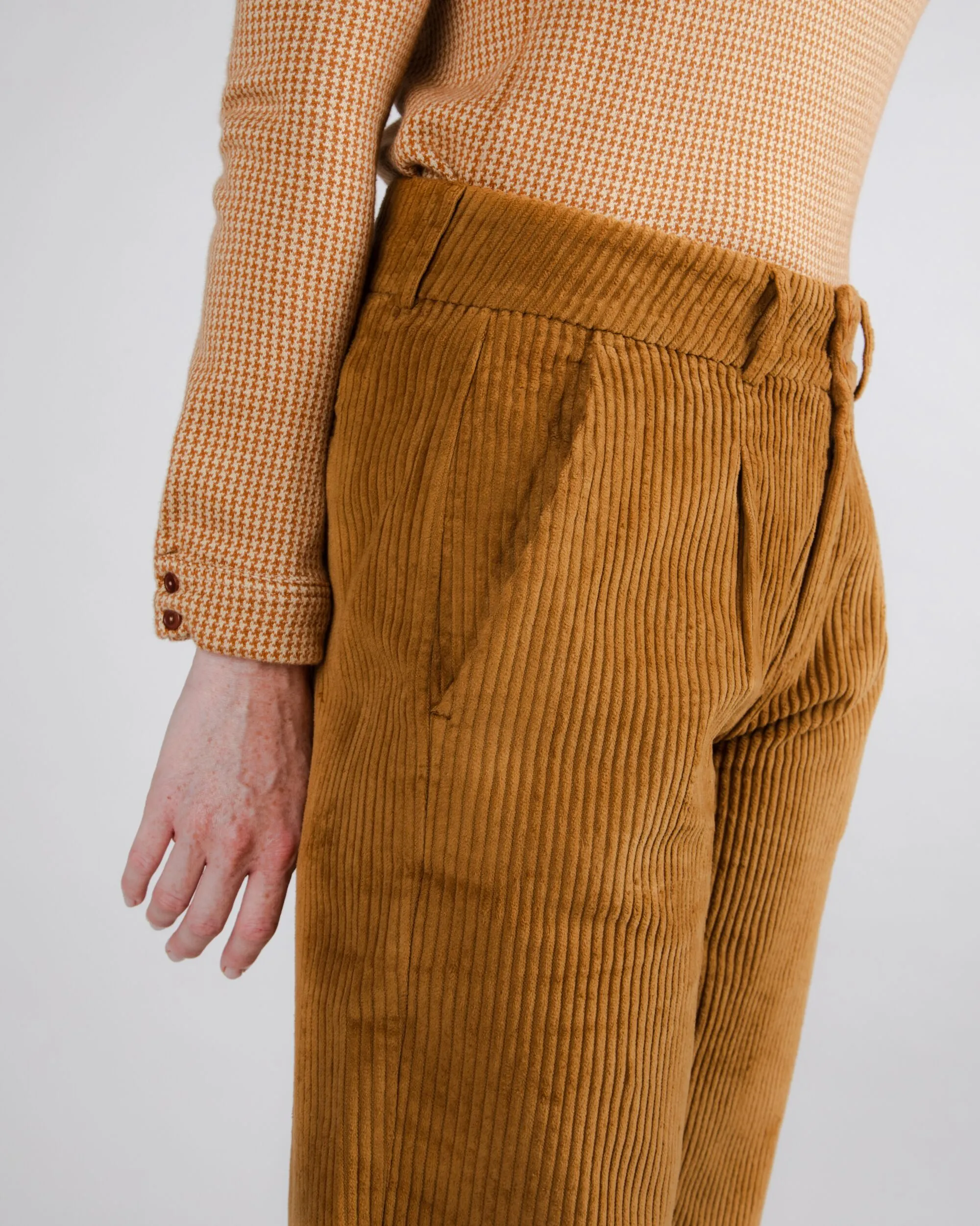 Corduroy Pleated Pants Camel